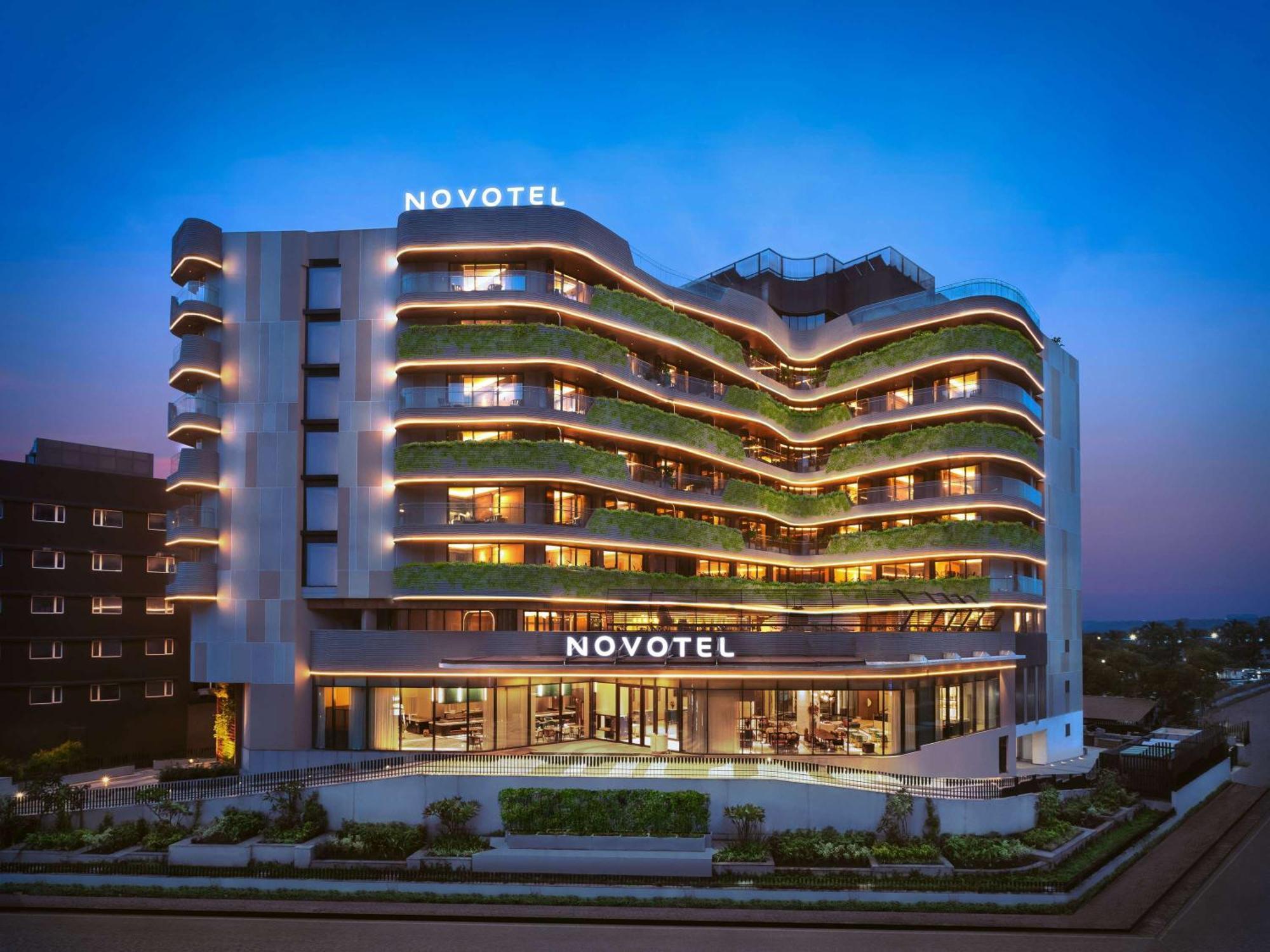 Novotel Goa Panjim Панаджи Экстерьер фото